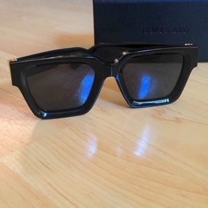 James Oro - Black Hunnids - NIB